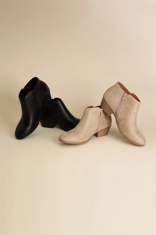 Mug Ankle Boots