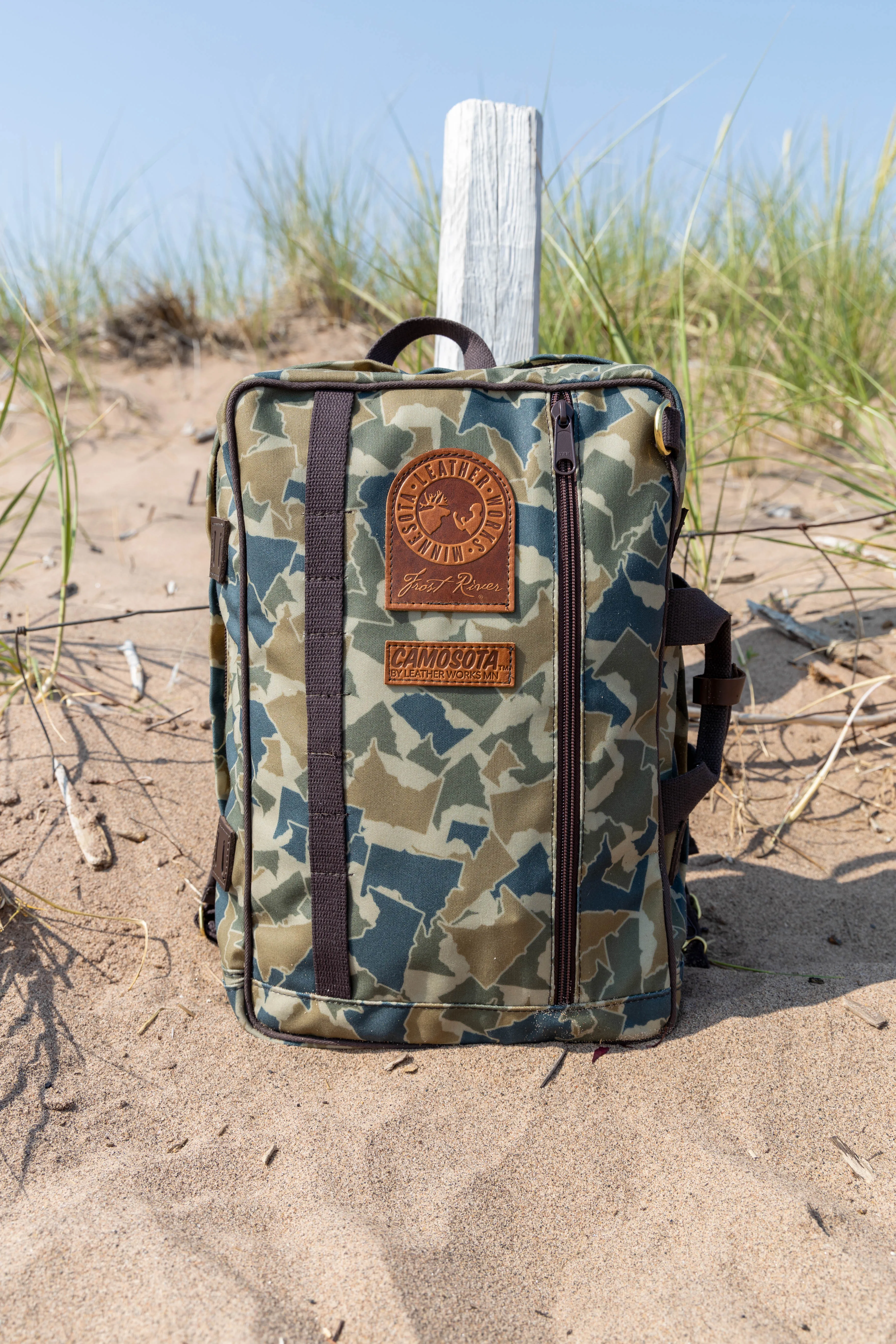 Voyageur Backpack Luggage Commuter - Woodland Camosota™