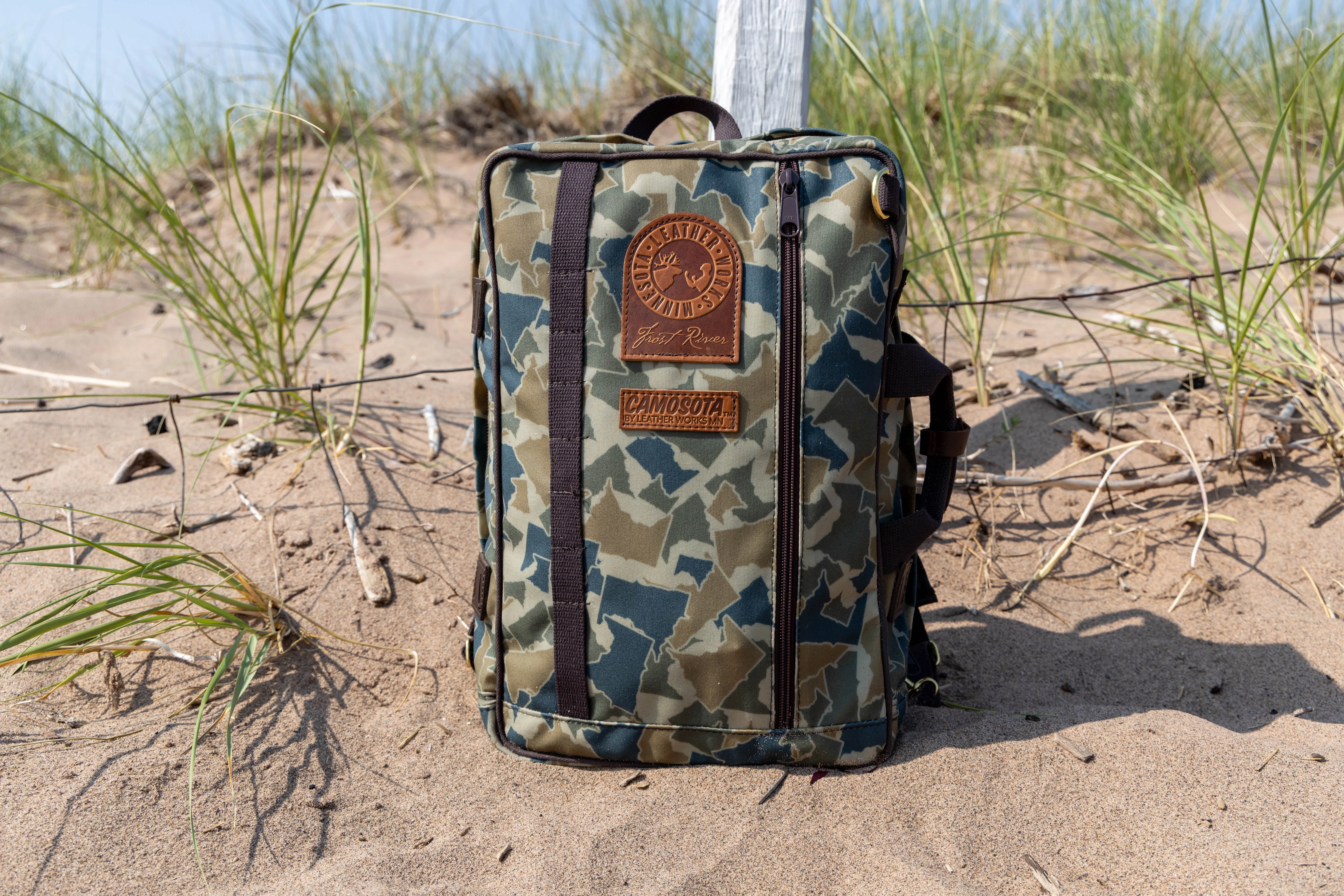 Voyageur Backpack Luggage Commuter - Woodland Camosota™